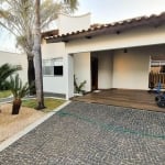 Casa para venda em Plano Diretor Sul de 270.00m² com 3 Quartos e 3 Suites