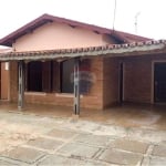 Casa para venda em Santa Cruz de 182.00m² com 3 Quartos e 1 Suite