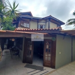 Casa para venda em Maresias de 300.00m² com 3 Quartos, 1 Suite e 3 Garagens