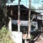 Casa de Condomínio para venda em Granja Viana de 270.00m² com 4 Quartos, 2 Suites e 3 Garagens