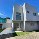 Sobrado para venda em Pinheirinho de 86.00m² com 3 Quartos e 2 Garagens