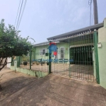 Casa para venda em Parque Bom Retiro de 198.00m² com 3 Quartos, 1 Suite e 2 Garagens