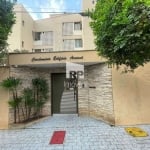 Apartamento com 3 Quartos e 1 Banheiro à Venda - 67 m²