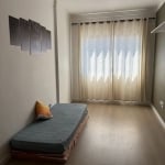 Apartamento mobiliado para locação definitivo.