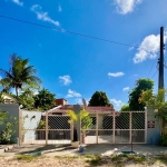 Casa com 2 dormitórios sendo suítes contendo 176m² no Barro Duro