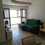 Apartamento com 3 dormitórios sendo 1 suíte e 1 suíte reversível na Jatiúca - 81m²