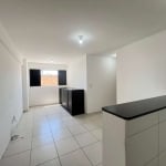 Apartamento com 2 dormitórios sendo 1 suíte no Bairro do Farol - 48m²