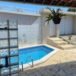 Casa com 3 dormitórios sendo 2 suítes + Piscina e DCE no Bairro da Serraria - 180m²