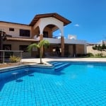 Excelente Casa c/ piscina de 6 Quartos no Luciano Cavalcante!!!