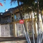 Casa com 4 dormitórios à venda, 372 m² por R$ 1.800.000,00 - Jardim Planalto - Porto Alegre/RS