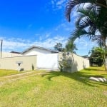 Casa com 2 dormitórios à venda, 140 m² por R$ 395.000,00 - Brejatuba - Guaratuba/PR