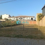 Terreno de 14m por 28m, 392m2 de área total na Praia do Foguete