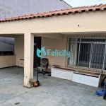 Casa com 3 dorms, 1 suíte, 3 vagas, 200m2 na Vila Renato