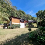 Casa em condomínio fechado com 5 quartos para alugar na Rodovia Teresópolis-Itaipava, 100, Quebra Frascos, Teresópolis