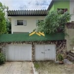 Casa à Venda com 240m², 3 dormitórios e 7 vagas!!!