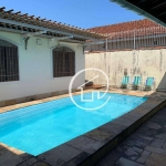 Casa 90 metros da praia, com piscina