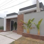 Linda Casa com 3 dormitórios sendo 1 suíte e vaga para 3 carros  à venda, 146 m² por R$ 750.000 - Praia de Itaipuaçu (Itaipuaçu) - Maricá/RJ