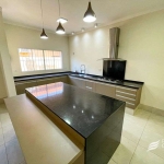 Casa elegante com 03 suítes à venda no bairro Paraíso