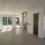 Casa com 3 dormitórios à venda, 113 m² por R$ 830.000,00 - Vila Suzana - Canela/RS