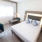 Flat no Novotel Santos para investir - Próx. da Praia