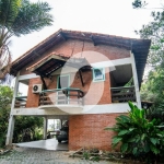 Casa Exclusiva à Venda na Estrada Fróes com Vista Deslumbrante