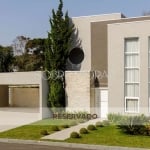 CASA COM JARDIM NO CAMPO COMPRIDO