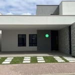 Casa para Locação em condominio fechado no Sim, Feira de Santana, 3 quartos sendo 1 suíte, sala, 2 banheiros, 3 vagas de garagem