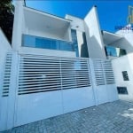 Sobrado com 3 dormitórios à venda, 177 m² por R$ 680.000,00 - Gravatá - Navegantes/SC