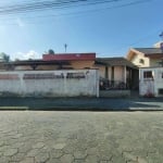 Casa à venda por R$ 640.000 - Centro - Navegantes/SC