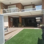 Vendo Casa de Alto Padrão com 3 suítes à venda no Condomínio Golden Village - Campo Grande