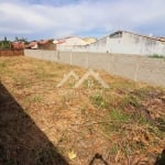 Terreno ao lado da praia com 350mt² com 10 metros de frente por 35 de fundos.