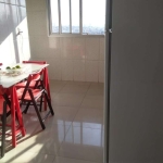 Apartamento espaçoso e arejado com 2 dormitórios