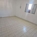 Casa com 2 dormitorios bem localizada