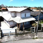 Casa com 5 quartos à venda na Avenida Santa Catarina, 545, Centro, Imbituba