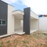 Vendo Casa Térrea de Rua na Maria Lacerda Ótima Localização - Nova Parnamirim - Parnamirim/RN