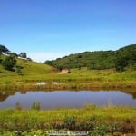 Sítio para Venda em Cachoeiras de Macacu, Papucaia, 2 dormitórios, 1 banheiro, 1 vaga