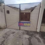 Casa com 3 dormitórios para alugar por R$ 1.250,00/mês - Conjunto Parigot de Souza 3 - Londrina/PR