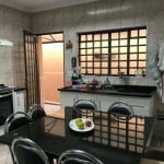 Casa com 3 dormitórios, 227 m² - venda por R$ 650.000,00 ou aluguel por R$ 3.400,00/mês - Água Branca - Piracicaba/SP