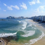 Praia das Pitangueiras - Local nobre, frente total para o mar !!!