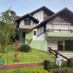 Sobrado com 3 dormitórios à venda, 301 m² por R$ 1.500.000,00 - Centro - Guararema/SP