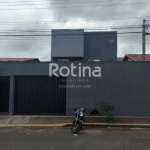 Apartamento para alugar, 2 quartos, Segismundo Pereira - Uberlândia/MG - Rotina Imobiliária