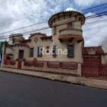 Casa para alugar, 4 quartos, Fundinho - Uberlândia/MG - Rotina Imobiliária