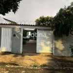 Casa para alugar, 3 quartos, Osvaldo Rezende - Uberlândia/MG - Rotina Imobiliária