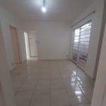 Aluga-se Apartamento 02 dormitórios na Bela Vista