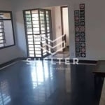 Amplo apartamento 144m², 4 dormitórios, suíte, 2 vagas paralelas, com elevador no Parque Bandeirantes por R$ 370 mil!