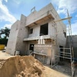 Sobrado com três quartos - terraço e ótimo padrão de acabamento no Alto Boqueirão