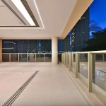 i.180 Ibirapuera Apartamento na Rua do Livramento, 83, Ibirapuera. Apartamento à venda, 3 quartos, sendo 3 suítes, reformado, 294 m², varanda gourmet, 4 vagas e lazer.