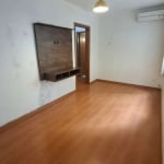 Apartamento com 2 quartos para alugar na Avenida Venâncio Aires, 271, Azenha, Porto Alegre