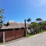 Casa em condomínio fechado com 4 quartos para alugar na Avenida Luiz Boiteux Piazza, 4300, Ponta das Canas, Florianópolis