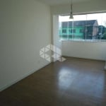 Apartamento semi mobiliado 3 quartos com suíte em Joinville